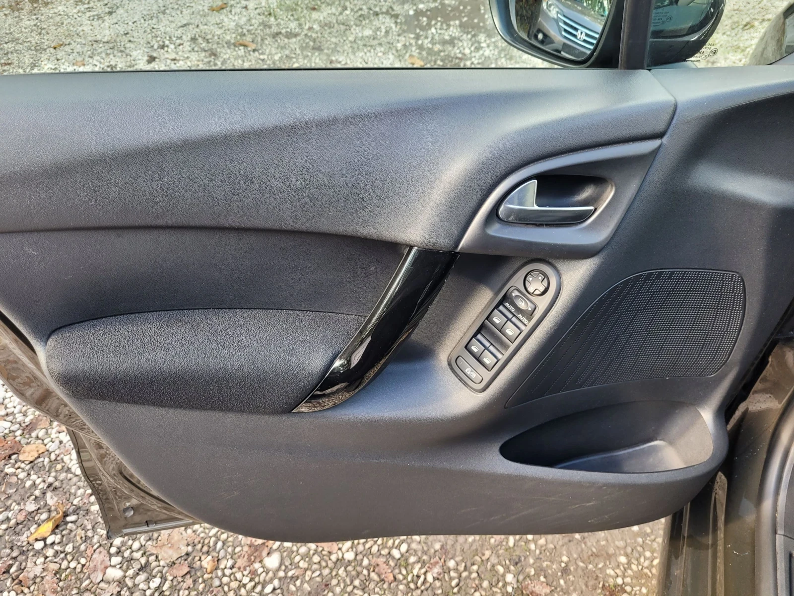 Citroen C3 1.4 HDI  | Mobile.bg   14