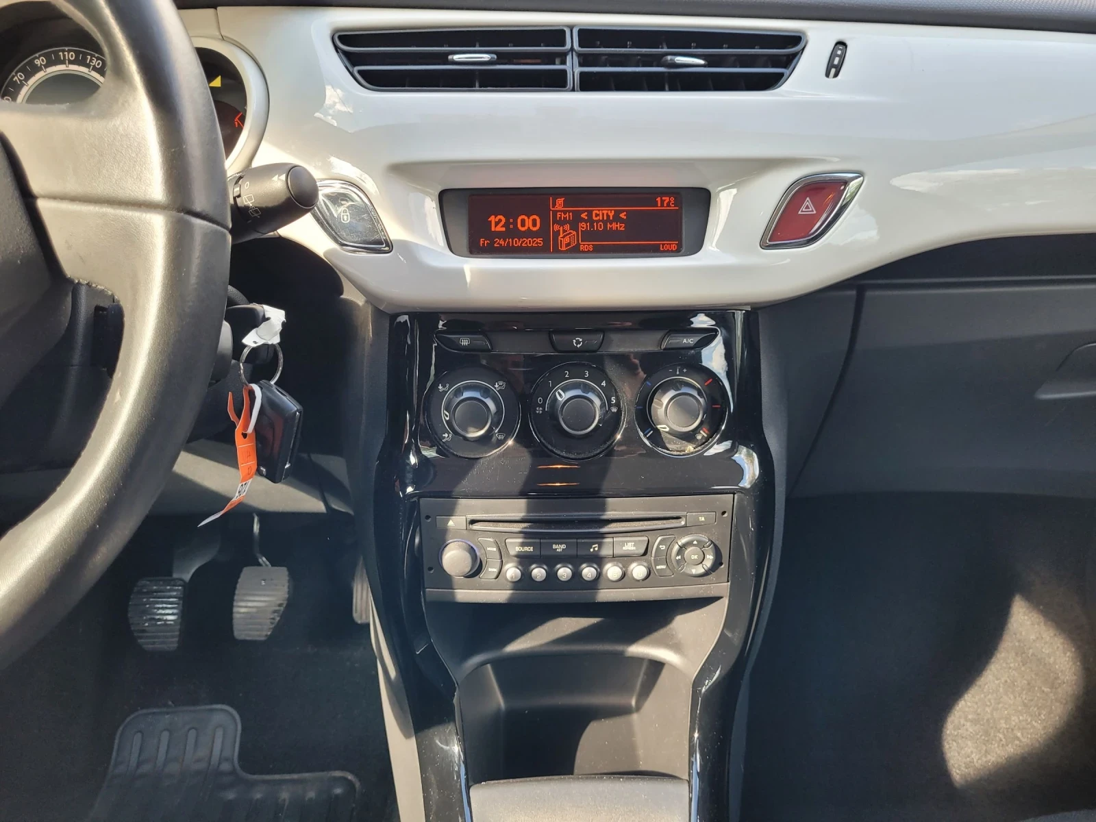 Citroen C3 1.4 HDI  | Mobile.bg   11