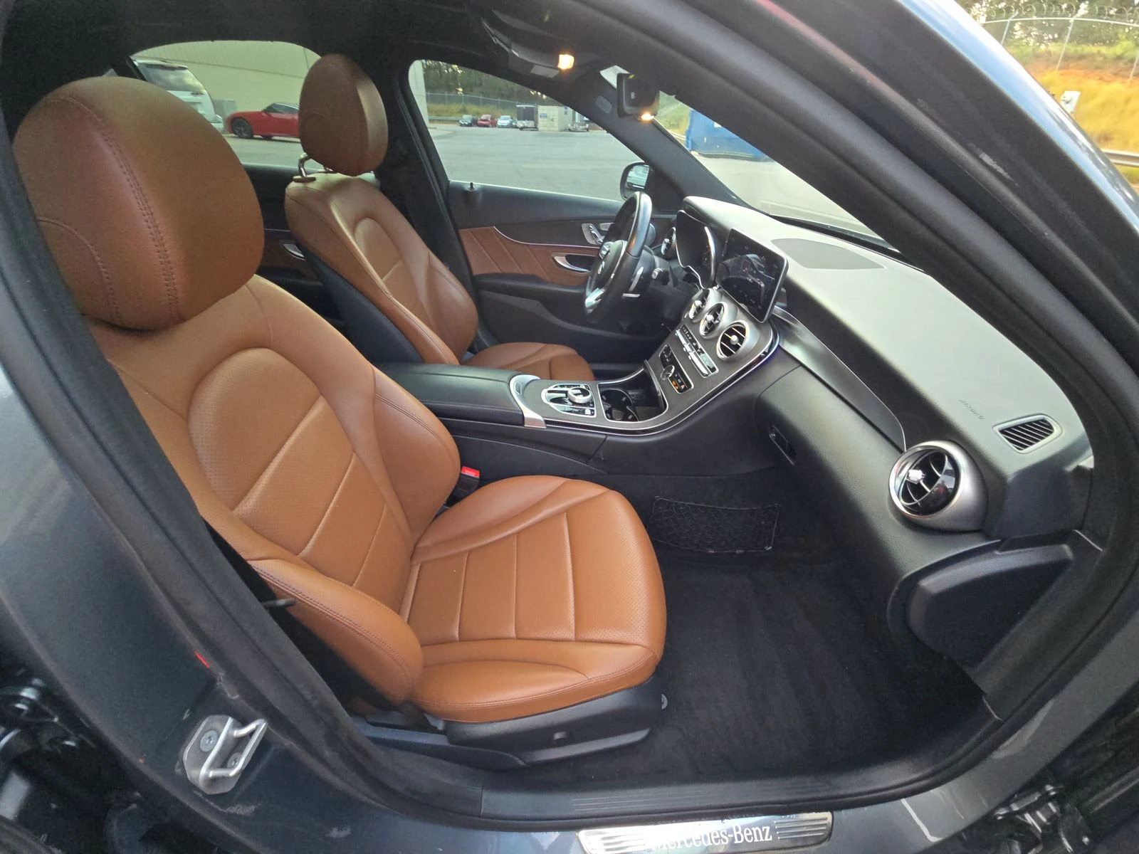 Mercedes-Benz C 300 AMG, Burmester, LED, 360* , Park assisst, Highbeam | Mobile.bg   15