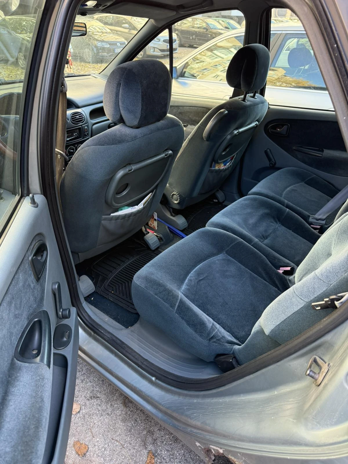 Renault Scenic  - изображение 10