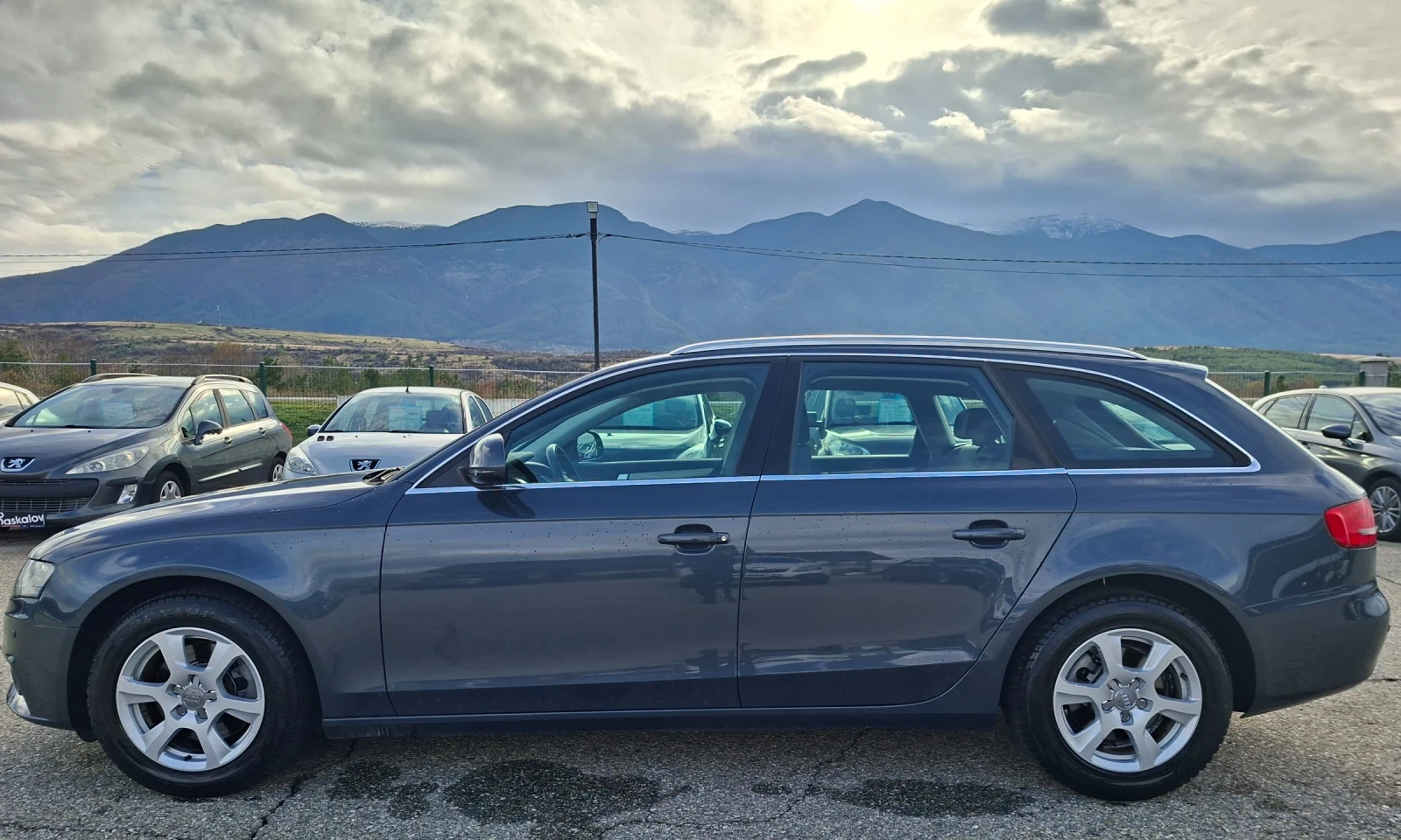 Audi A4 2, 0 tdi - изображение 8