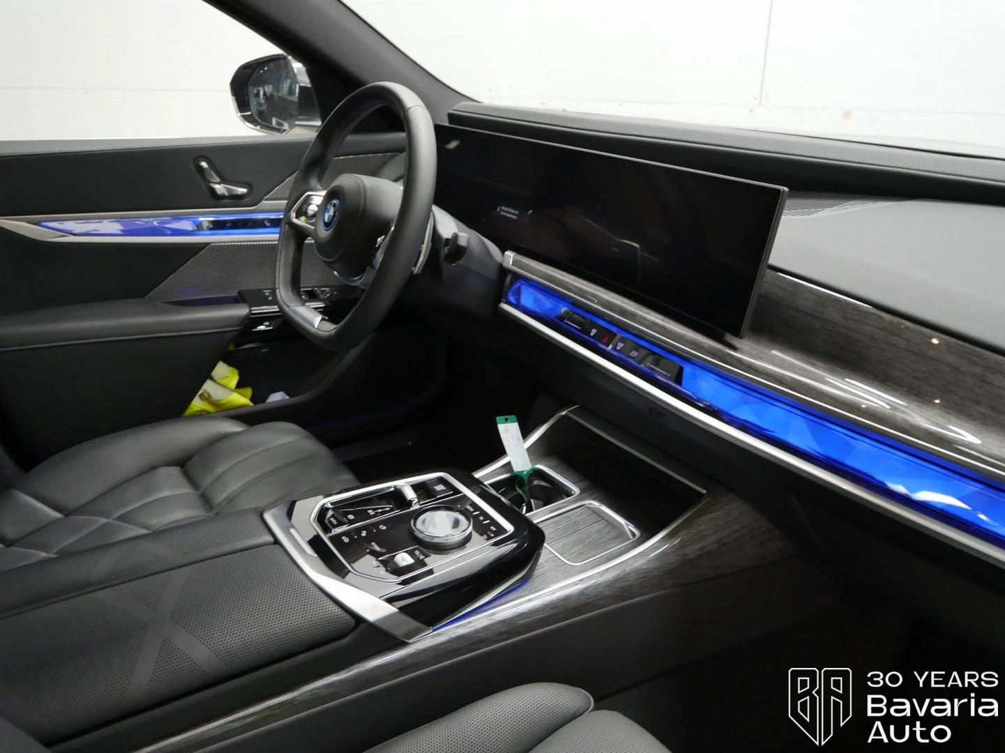 BMW 750 e xDrive Sportautomatic - изображение 7