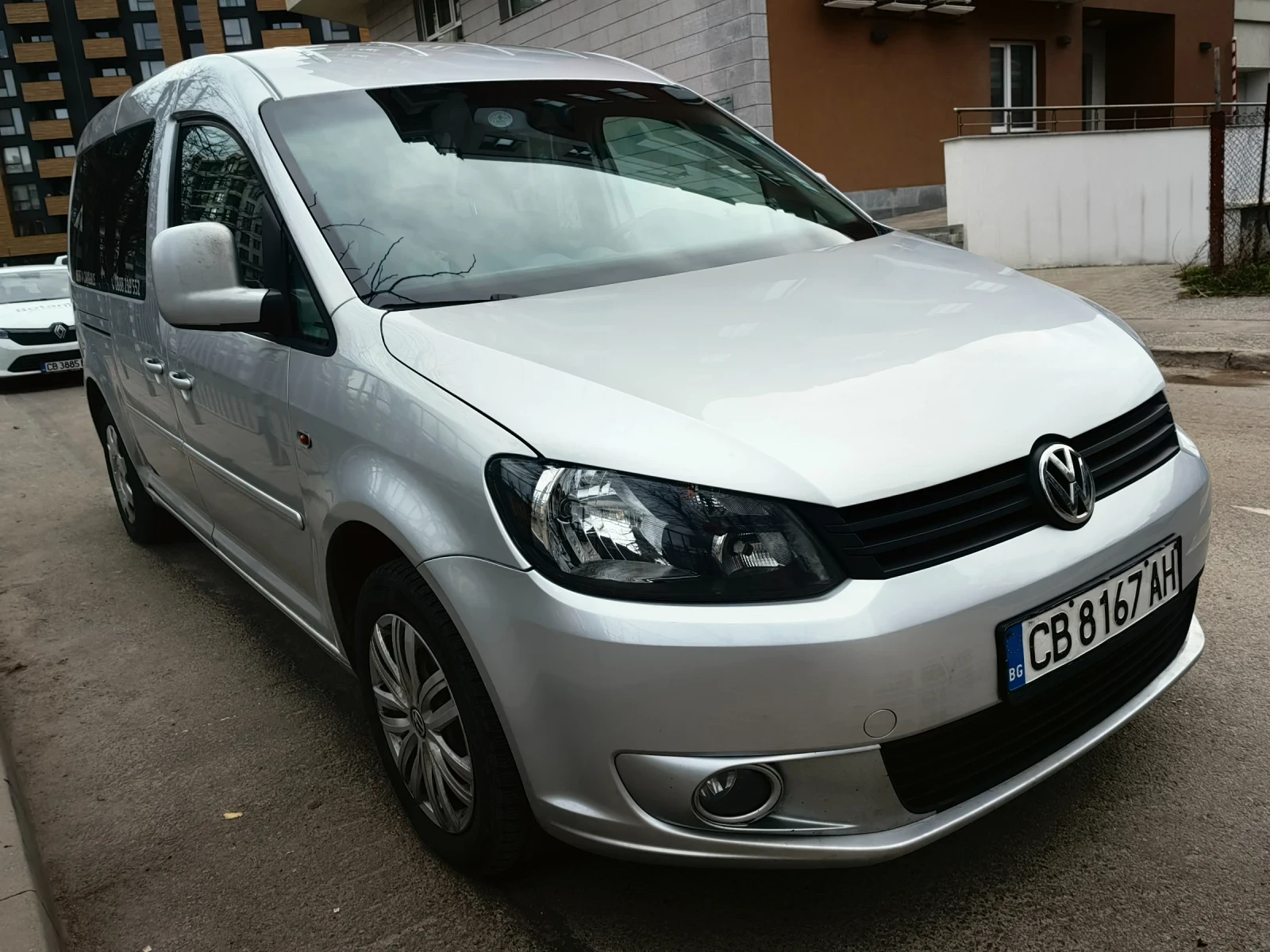 VW Caddy Caddy Maxi 6+ 1; 2.0 TDI; DSG; Tempomat | Auto.bg — изображение 1