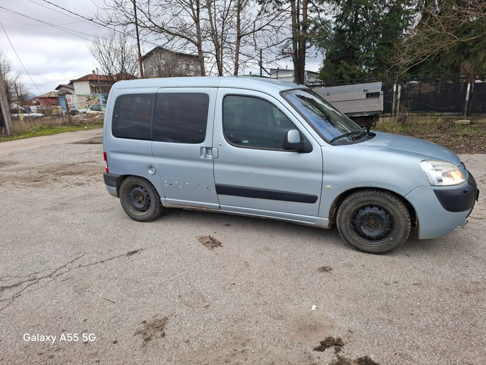 Peugeot Partner 1.6HDI, снимка 3 - Автомобили и джипове - 53500381