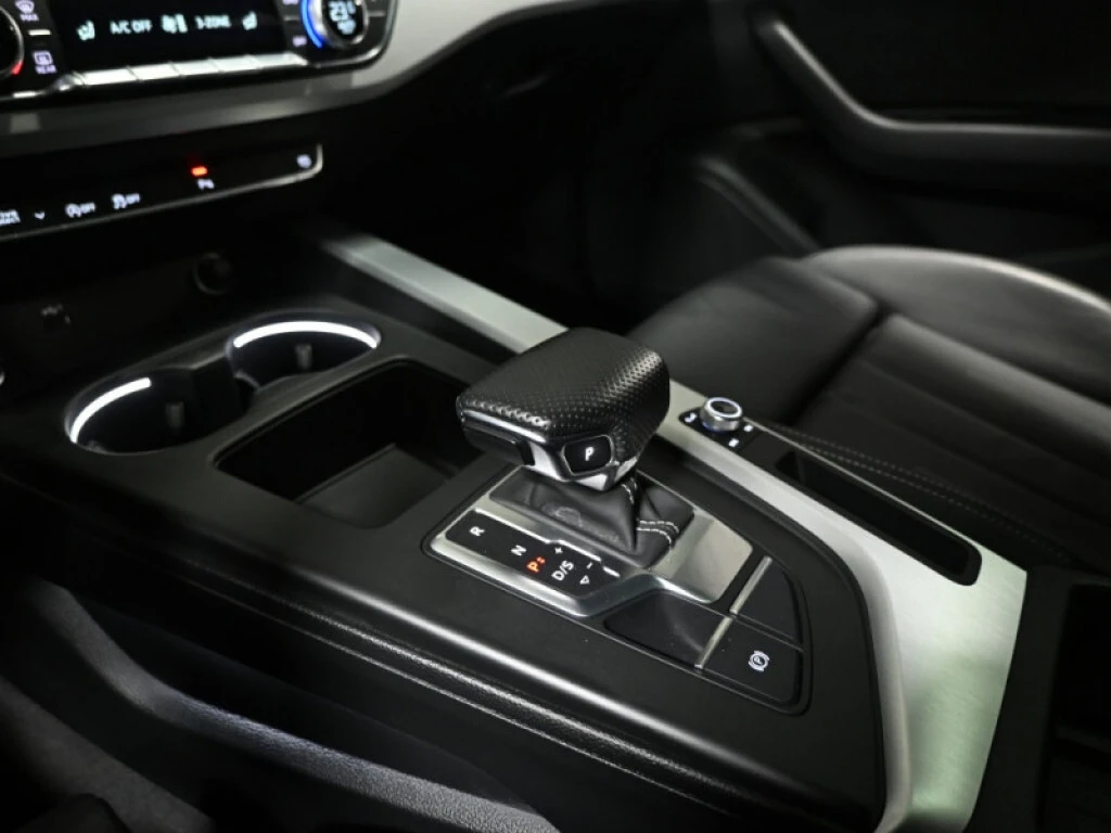 Audi A5 * * CARFAX * * АВТО КРЕДИТ * * , снимка 14 - Автомобили и джипове - 54004690