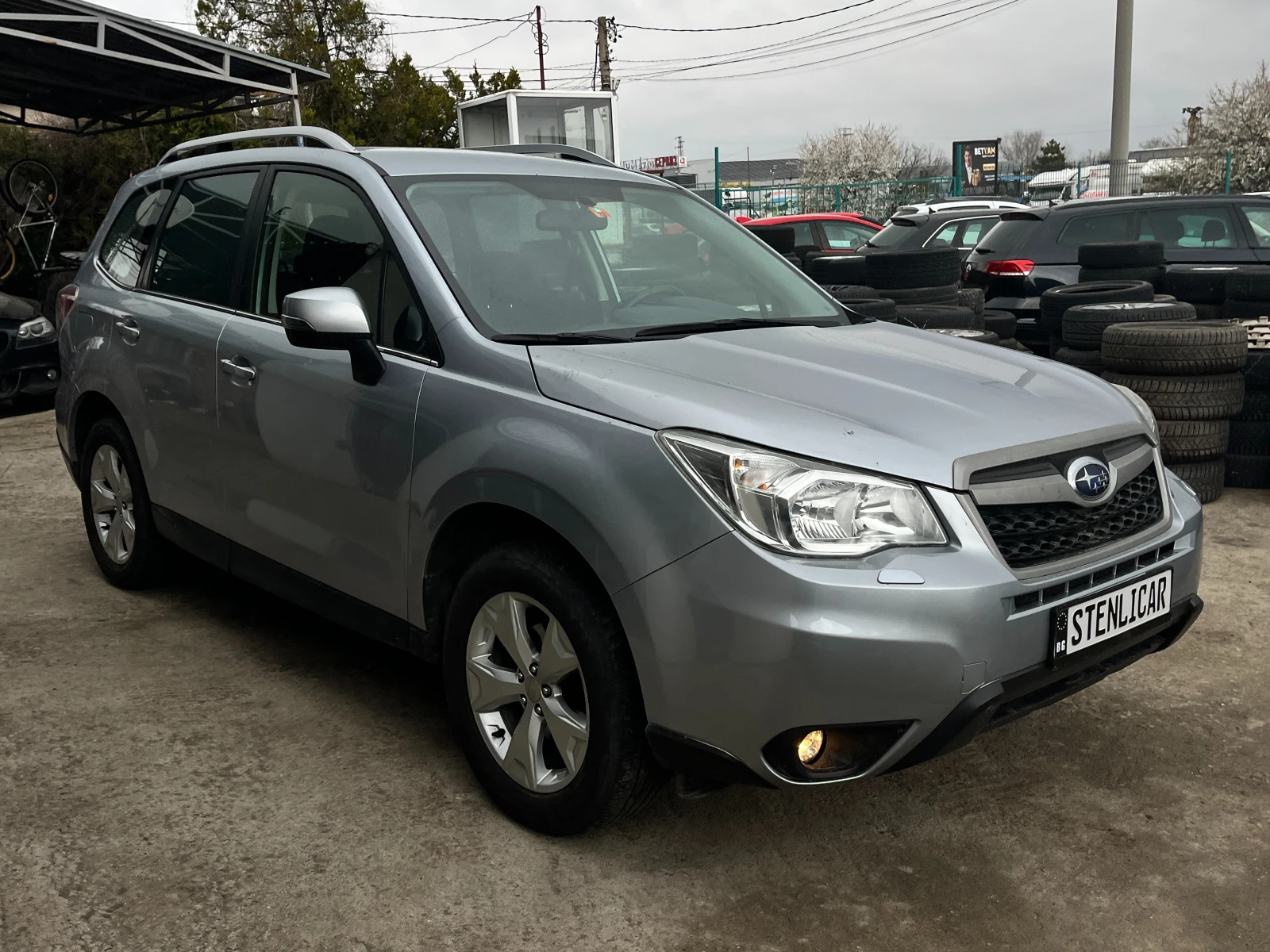 Subaru Forester 2.0i - 6 скорости, снимка 5 - Автомобили и джипове - 54059988