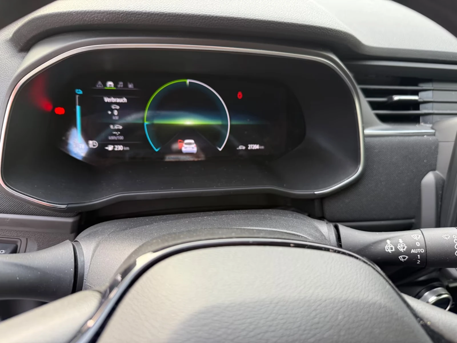 Renault Zoe LIFE R110/52KWH/109HP/CARPLAY/LED/НОВ-ВНОС/TOP, снимка 11 - Автомобили и джипове - 54076146