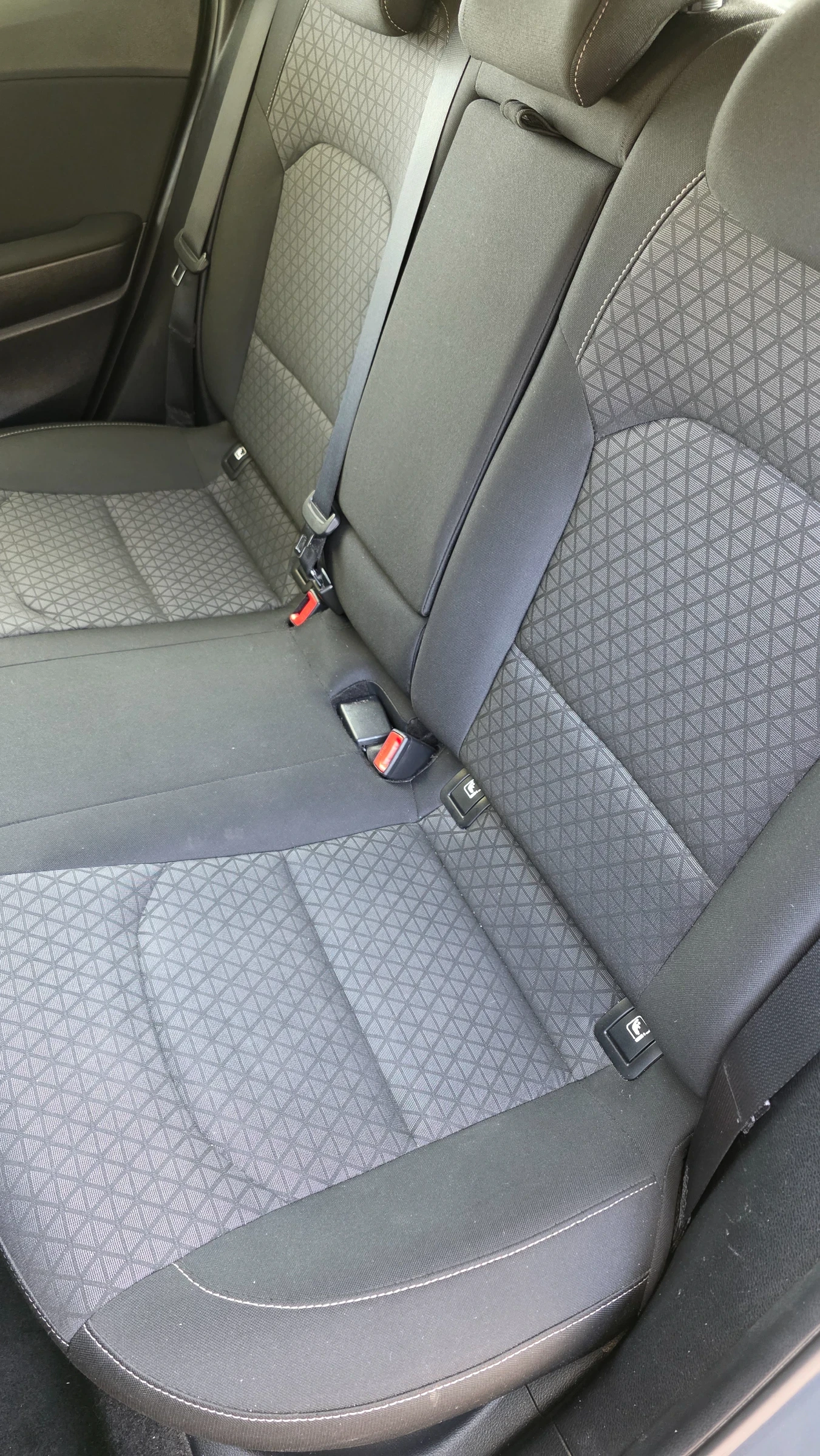 Kia Ceed 1.4MPI 100кс ЗаводскаГаз.Перфектна!!!, снимка 13 - Автомобили и джипове - 54195156