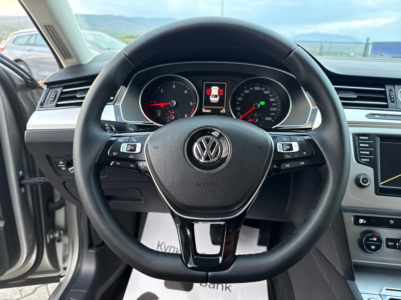 VW Passat 2.0TDI 150 ks Собствен лизинг !!!Хайнлайн !!!  , снимка 16 - Автомобили и джипове - 54248414