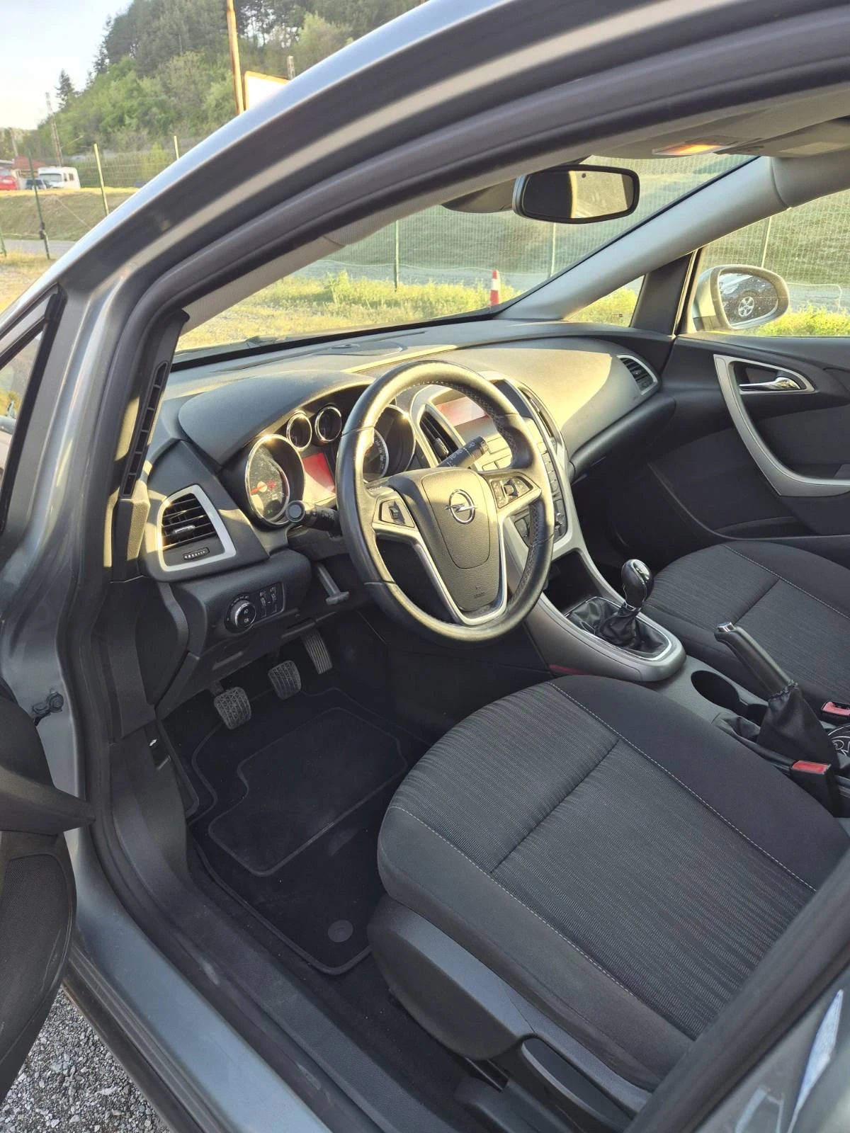 Opel Astra 1.4 -101 �.� ��� ��������� | Mobile.bg � ����������� 7
