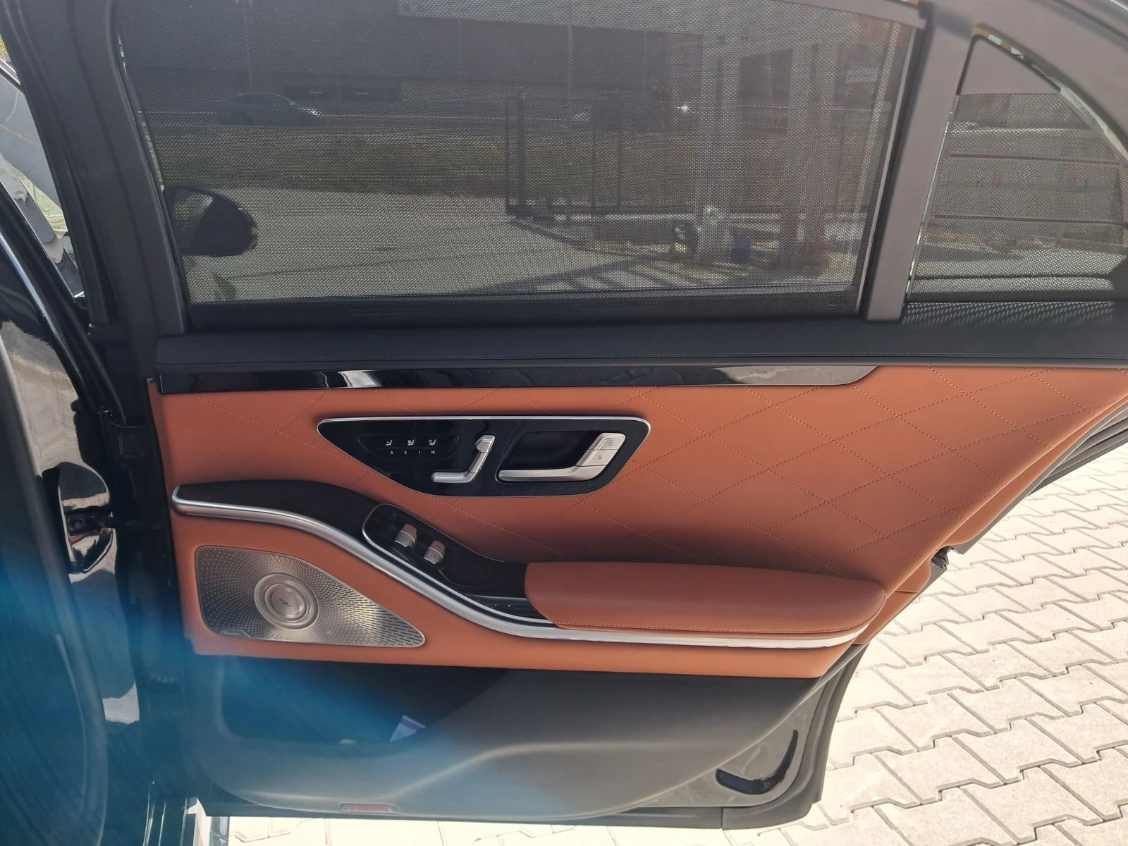 Mercedes-Benz S 580 e 4Matic AMG Line Exclusive = MGT Select 2 = , снимка 10 - Автомобили и джипове - 54709371