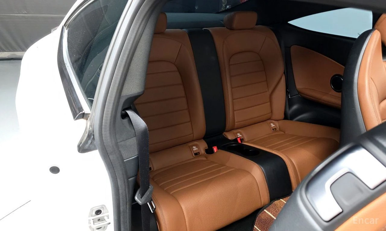 Mercedes-Benz C 220 d 4MATIC COUPE* FACE* BURMESTER* HEAD-UP* КАМЕРА* , снимка 13 - Автомобили и джипове - 54881657