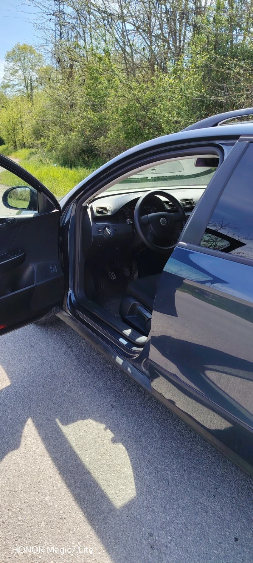 VW Passat 1.6, снимка 9 - Автомобили и джипове - 54959369