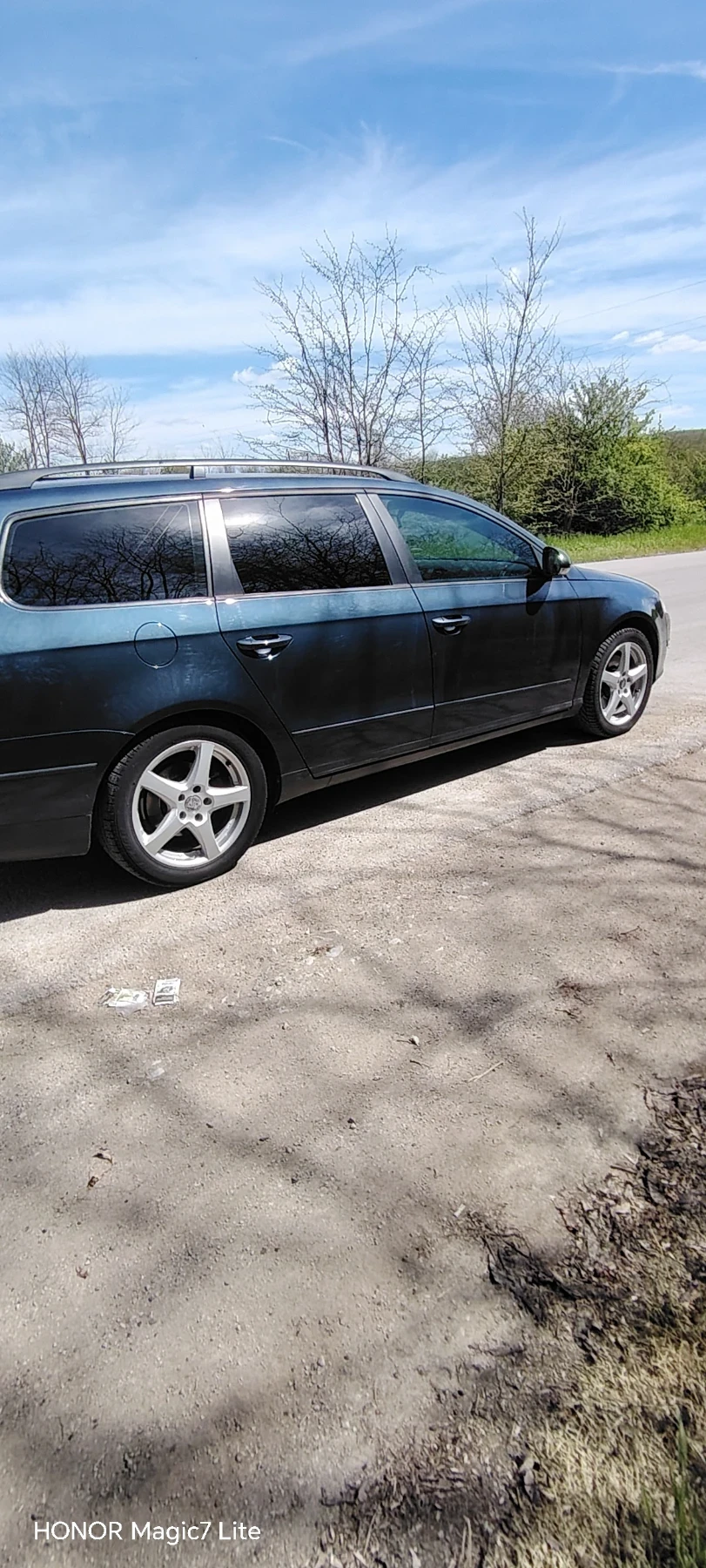VW Passat 1.6, снимка 4 - Автомобили и джипове - 54959369
