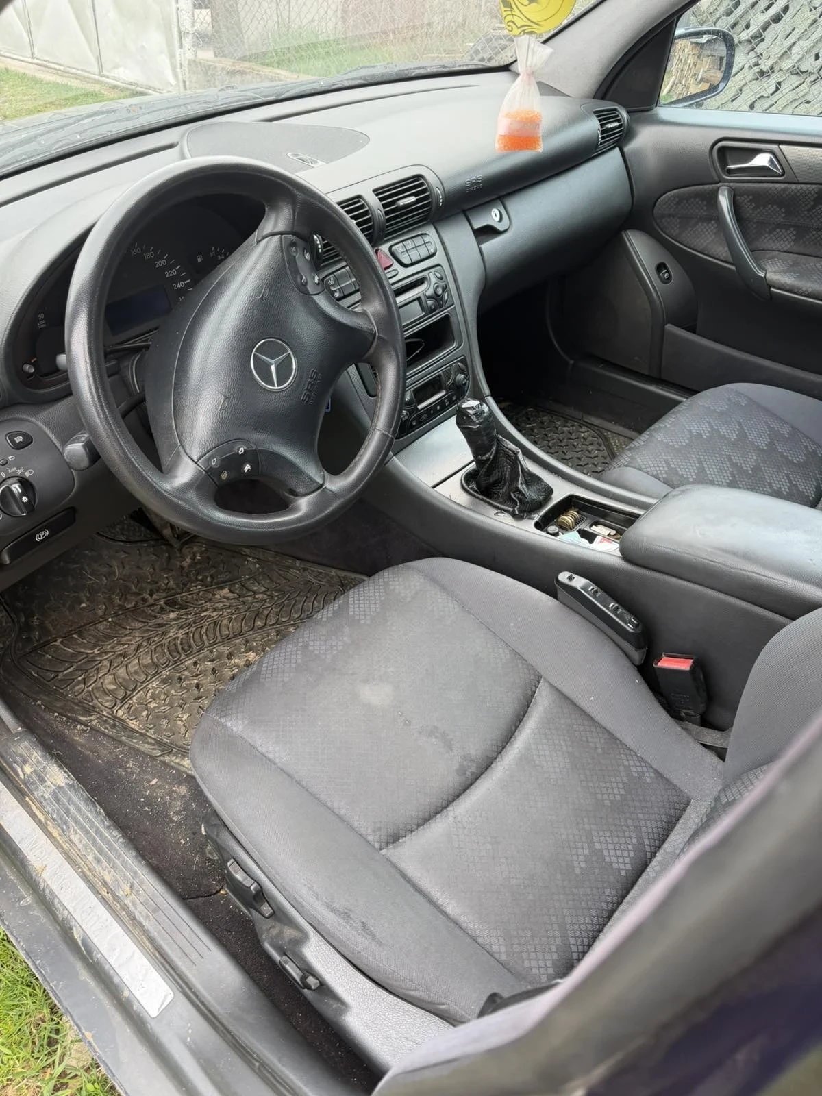 Mercedes-Benz C 270, снимка 2 - Автомобили и джипове - 54986711