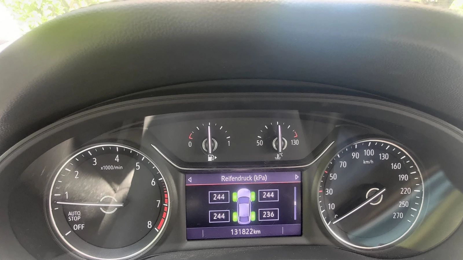 Opel Insignia Grand Sport Turbo модел 2020, снимка 16 - Автомобили и джипове - 55036838