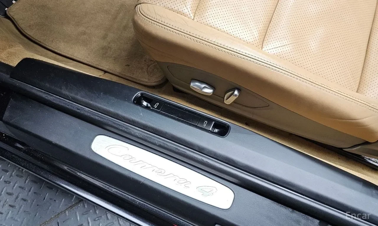 Porsche 911 CARRERA* 4* PDK* ЕДИН* СОБСТВЕНИК* , снимка 17 - Автомобили и джипове - 55145680