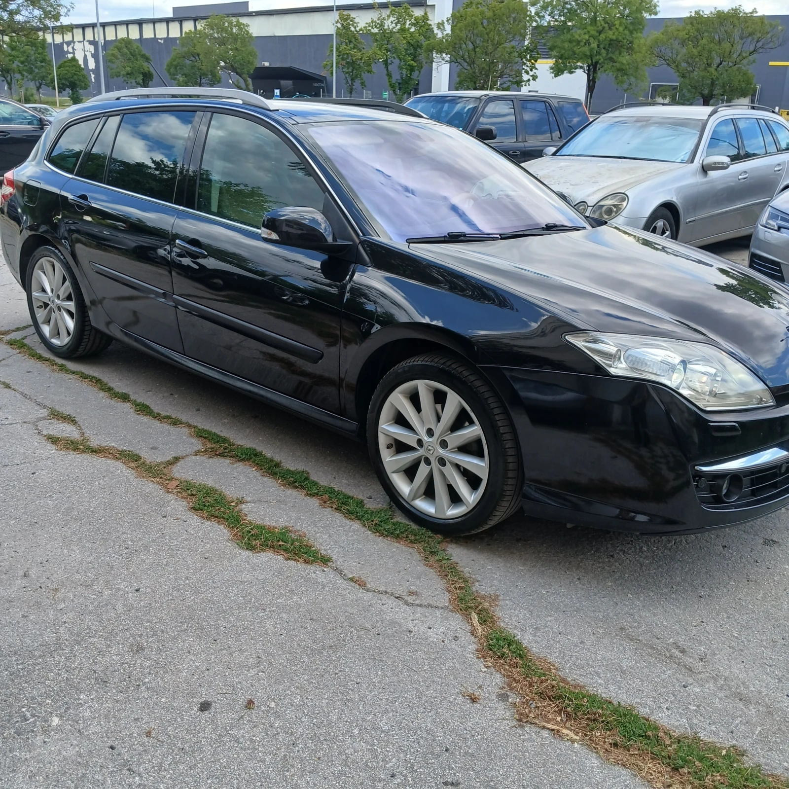 Renault Laguna АВТОМАТИК - ИНИЦИАЛЕ , снимка 8 - Автомобили и джипове - 55610782