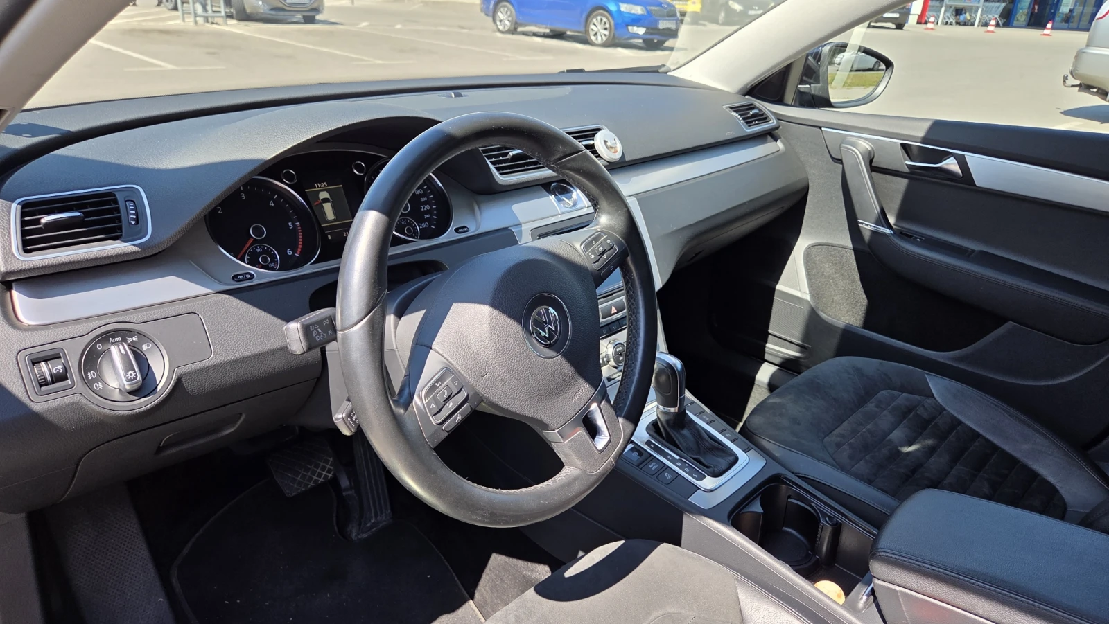 VW Passat B7 Highline, снимка 7 - Автомобили и джипове - 55612002
