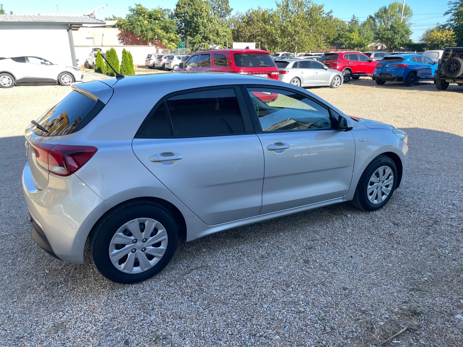 Kia Rio 1.2i+ ФАБР ГАЗ-ИНЖ(LPG)/EVRO 6-B/ТОП СЪСТОЯНИЕ, снимка 4 - Автомобили и джипове - 55753413