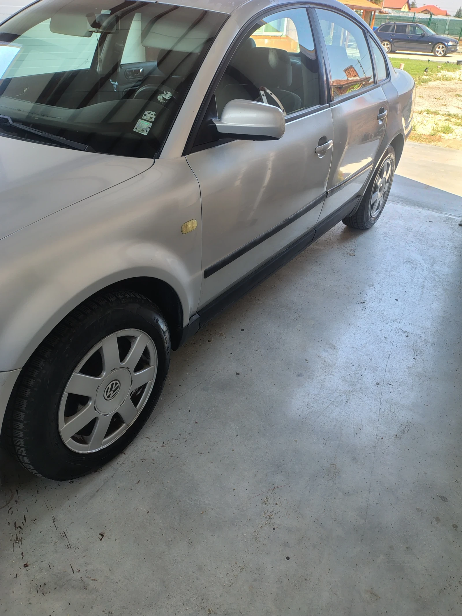 VW Passat, снимка 4 - Автомобили и джипове - 55923511