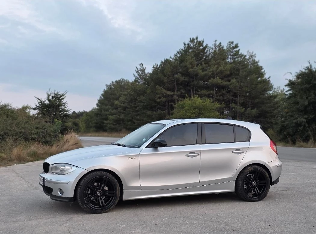 BMW 118 Лична Кола Перфектна, снимка 2 - Автомобили и джипове - 56050494