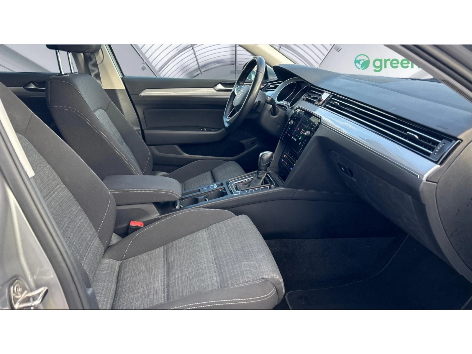 VW Passat 2. 0 TDi DSG SCR, ������� ������ �� 255   | Mobile.bg � ����������� 9