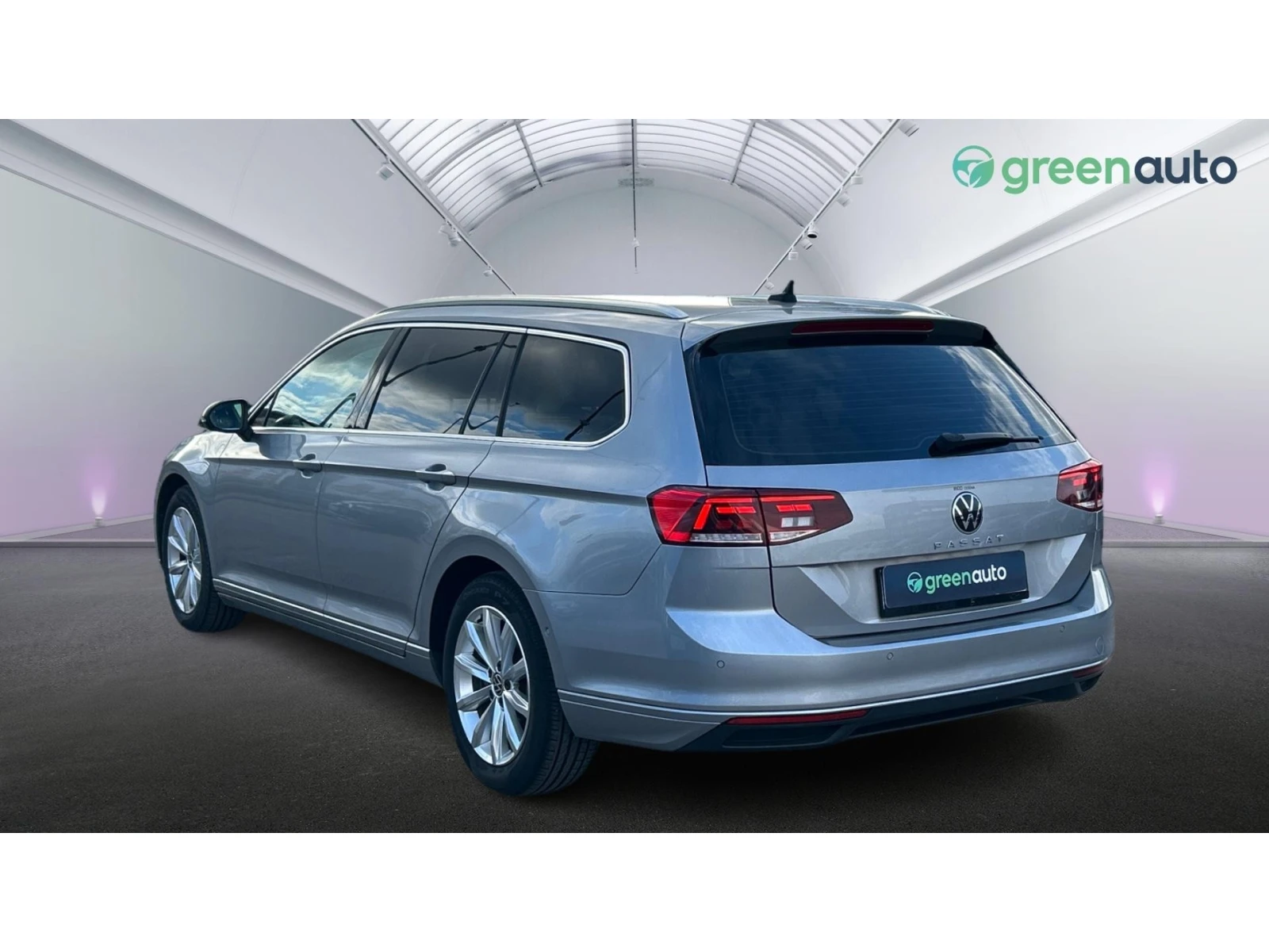 VW Passat 2. 0 TDi DSG SCR, ������� ������ �� 255   | Mobile.bg � ����������� 2