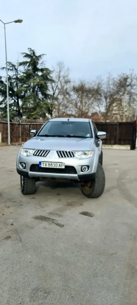     Mitsubishi L200