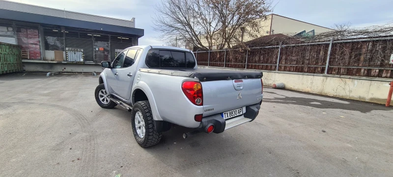 Mitsubishi L200, снимка 9 - Автомобили и джипове - 48898479