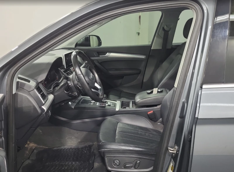 Audi Q5 TECHNIK, снимка 5 - Автомобили и джипове - 52741914