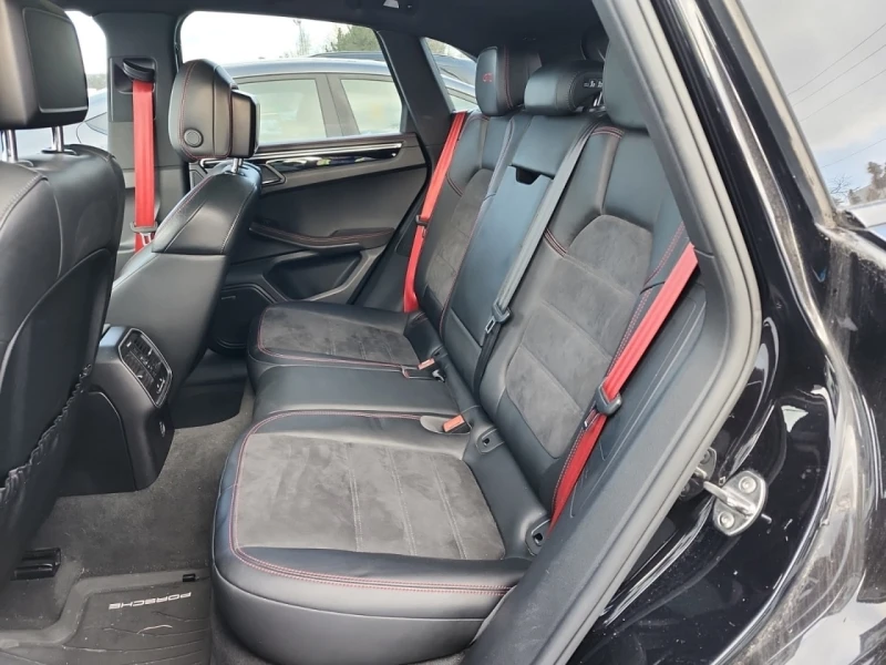 Porsche Macan CARFAX* АВТОФИНАНСИРАНЕ БЕЗ ПЪРВОНАЧАЛНА ВНОСКА, снимка 6 - Автомобили и джипове - 52847385