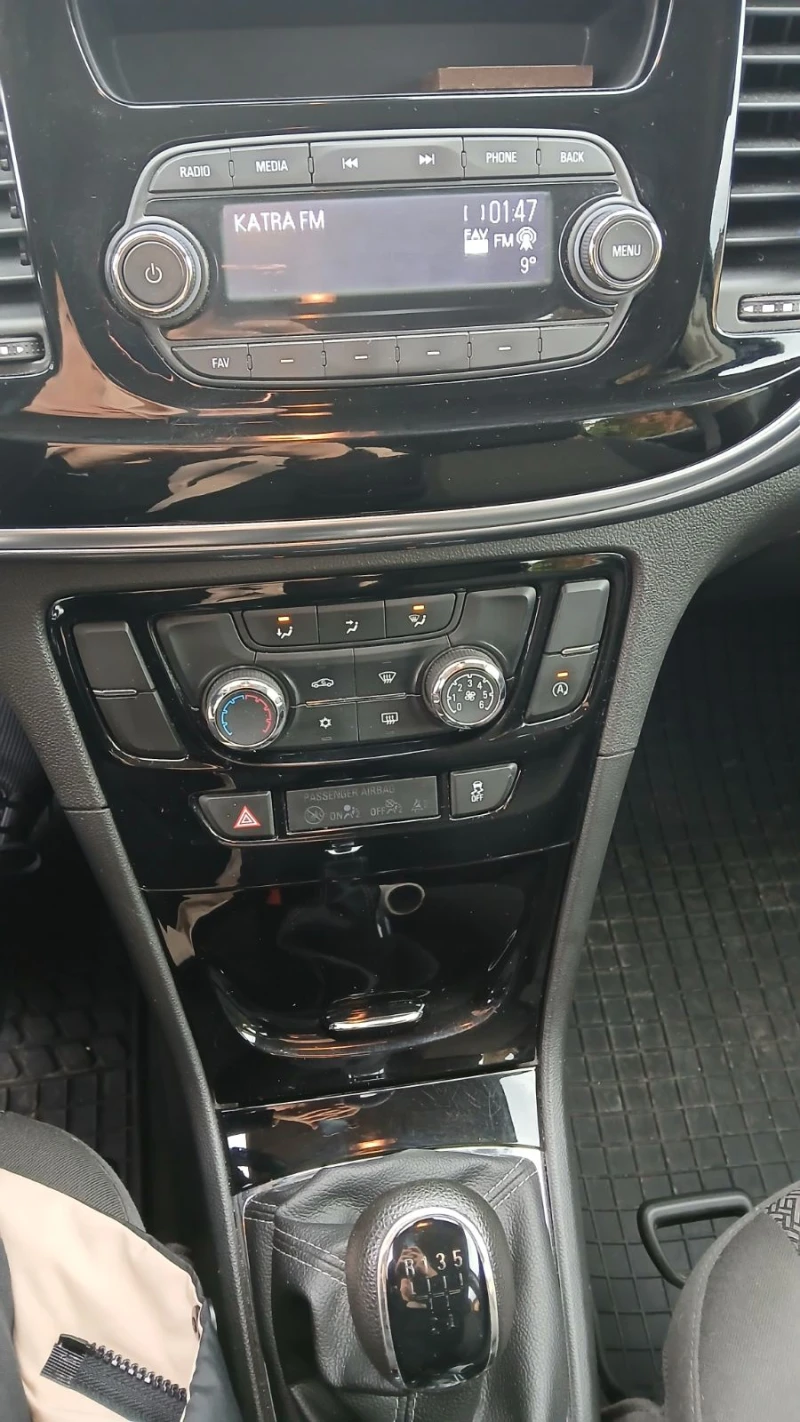 Opel Mokka X 1.6, снимка 9 - Автомобили и джипове - 52992263