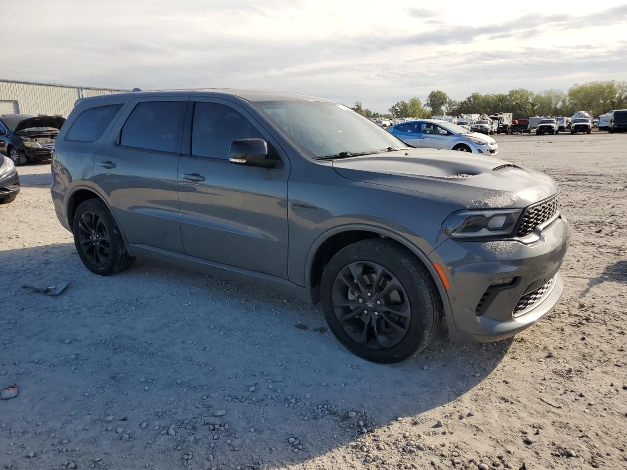 Dodge Durango R/T/ градушков - изображение 4