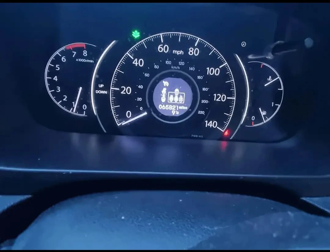 Honda Cr-v 2.0 - изображение 4