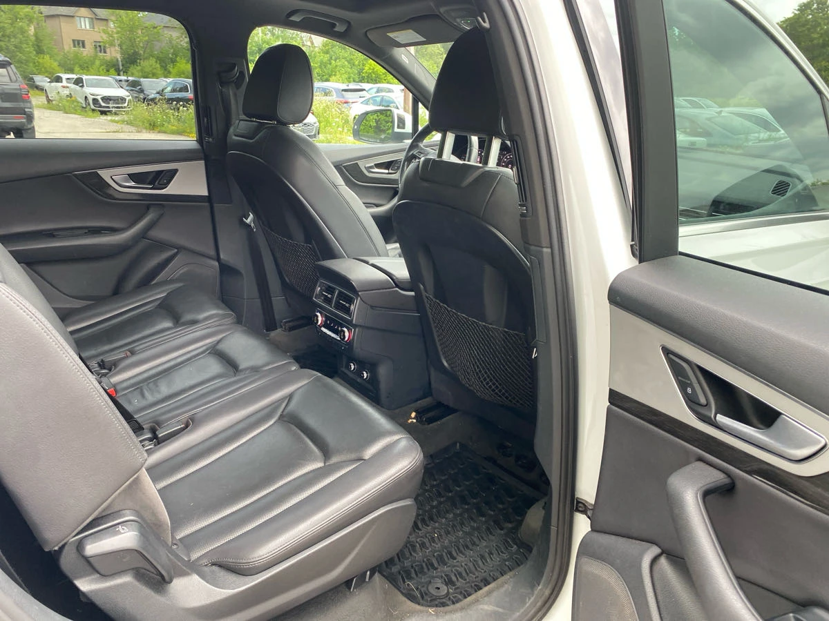 Audi Q7 *  *    *   *  | Mobile.bg   12