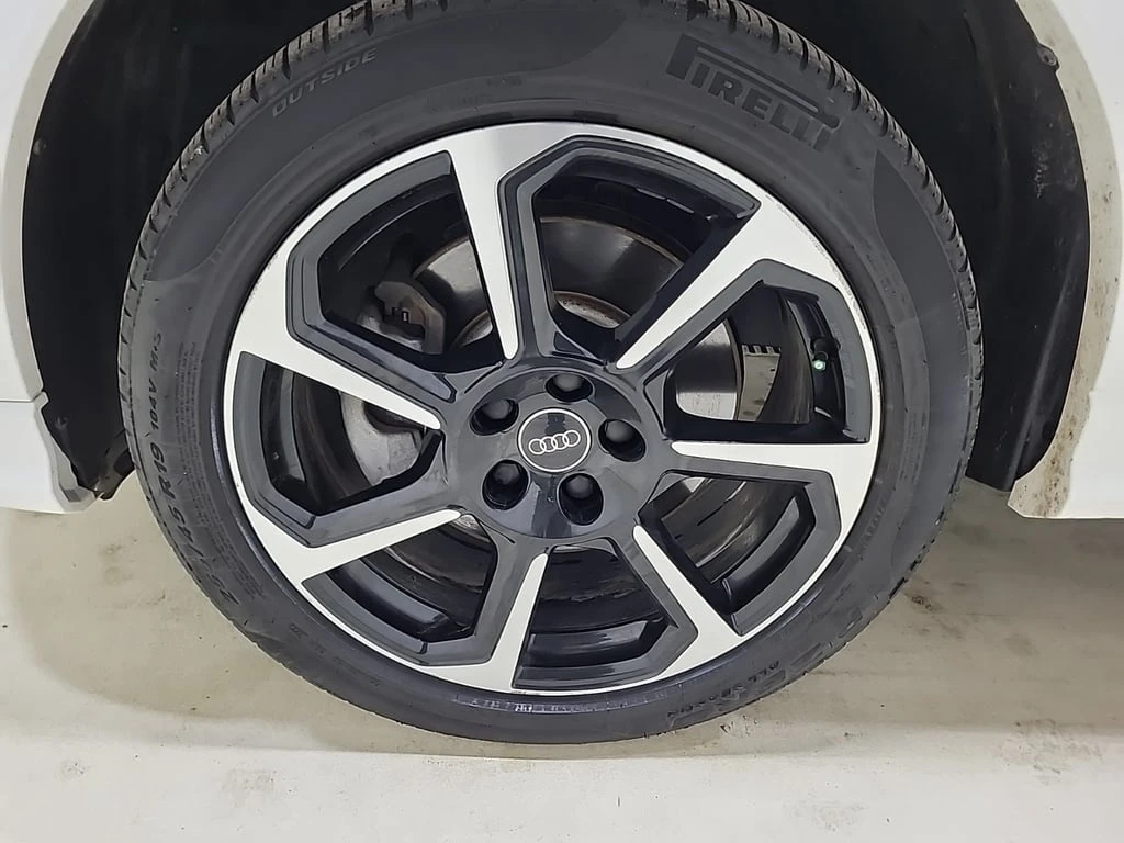 Audi Q3 * PROGRESSIV * CARFAX *  | Mobile.bg   17