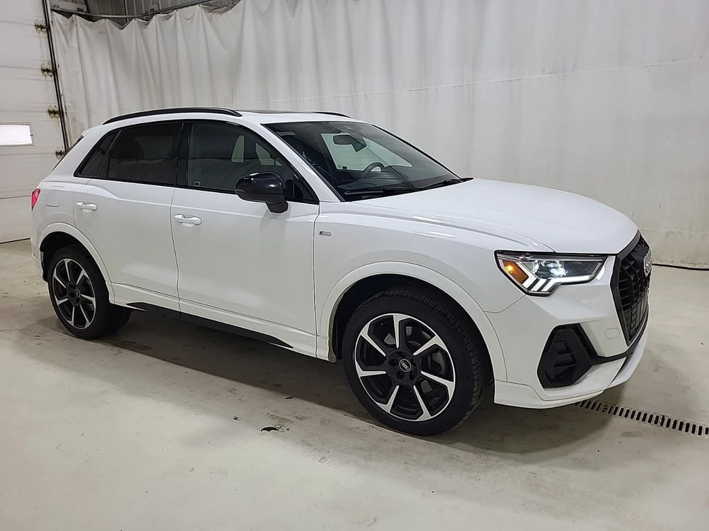 Audi Q3 * PROGRESSIV * CARFAX *  | Mobile.bg   2