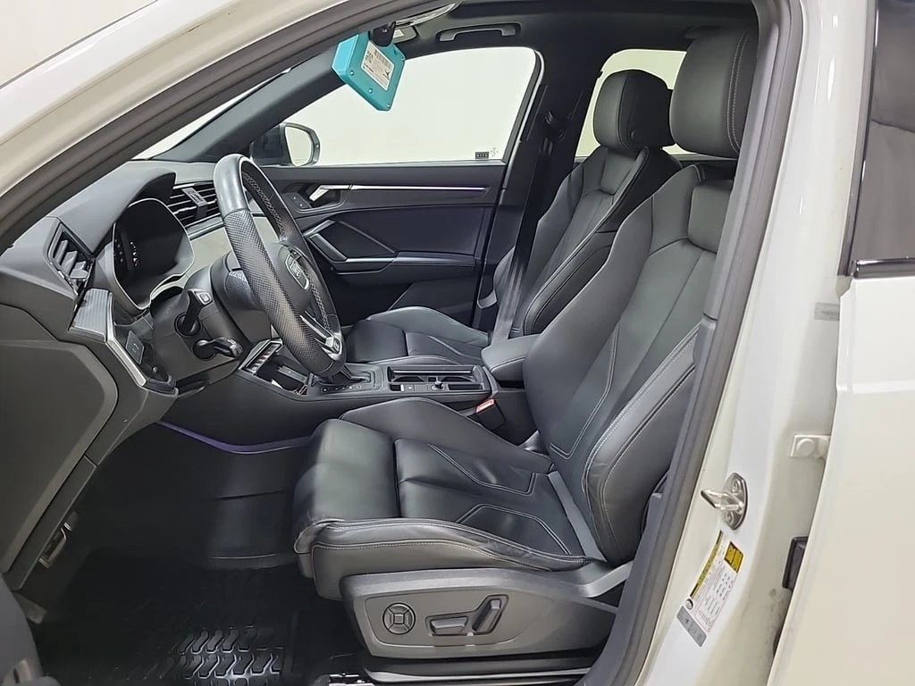 Audi Q3 * PROGRESSIV * CARFAX *  | Mobile.bg   5