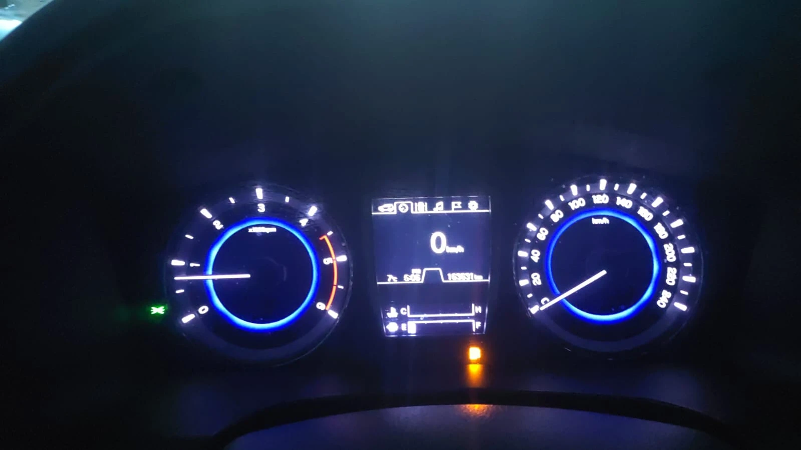 SsangYong Rexton 2.2  4x4 - изображение 8