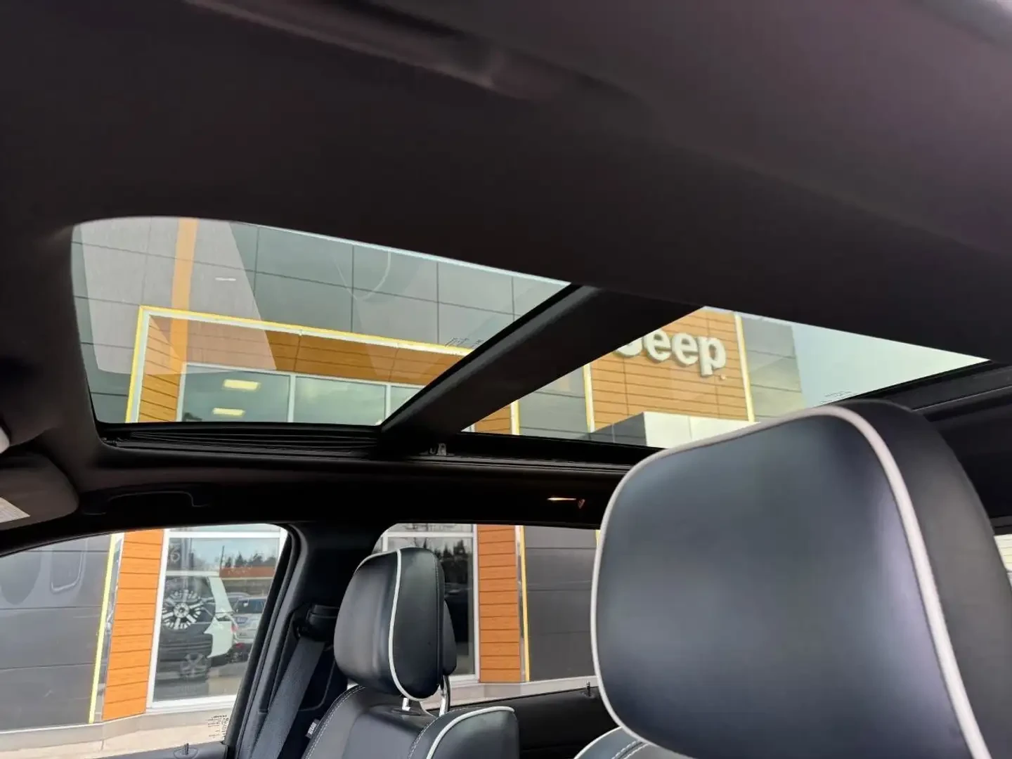 Jeep Grand cherokee 4WD* Overland* ����* ��������* ���������* �������  | Mobile.bg � ����������� 16