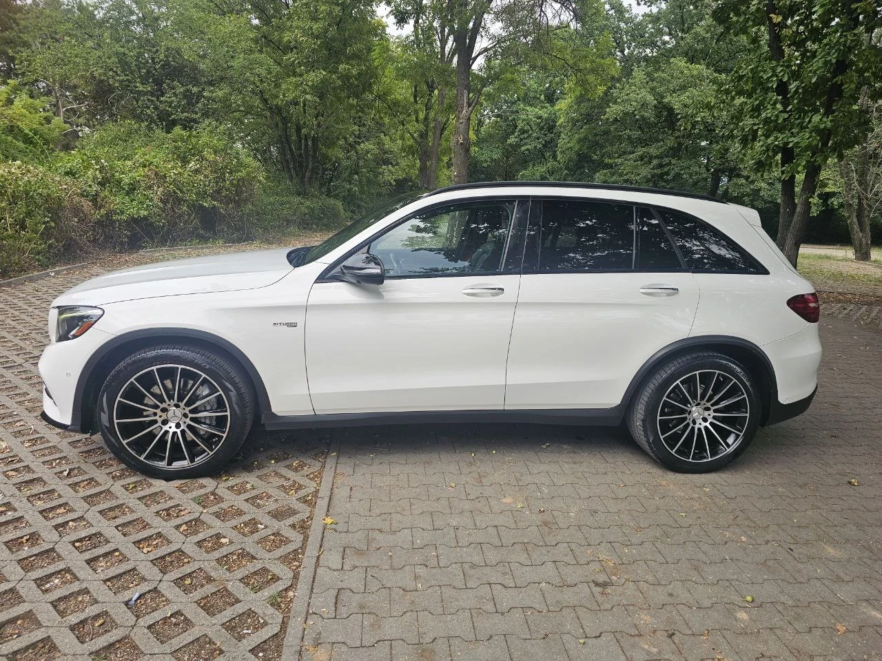 Mercedes-Benz GLC 43 AMG 4.3 AMG, снимка 12 - Автомобили и джипове - 54463711