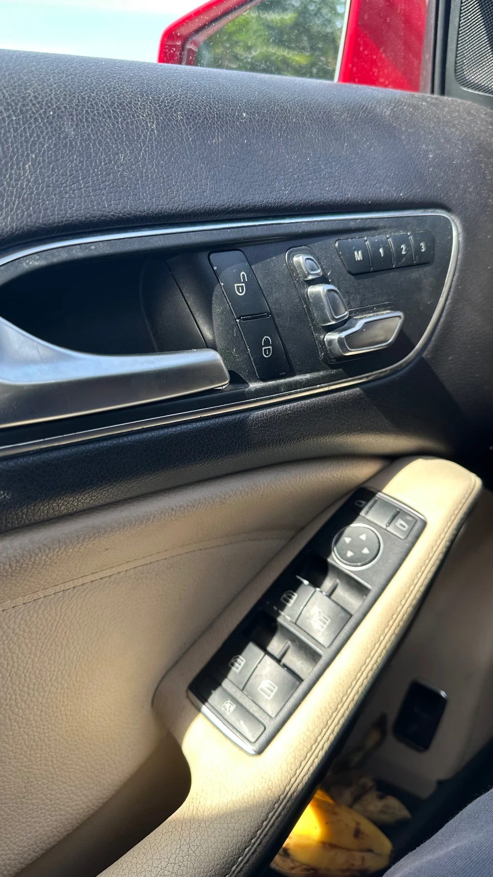 Mercedes-Benz GLA 250 GLA 250  | PANORAMA | MEMORY | CARPLAY | CAMERA, снимка 5 - Автомобили и джипове - 56043603