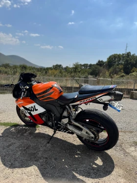 Обява за продажба на Honda Cbr 1000rr 2005 ~8 199 лв. - изображение 4