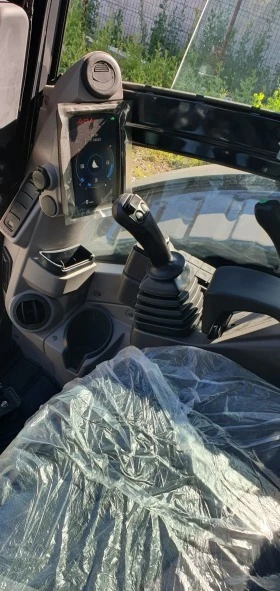 Багер Kubota U50-5 нов, снимка 13