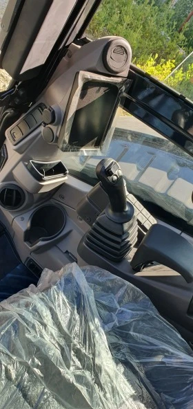 Багер Kubota U50-5 нов, снимка 12