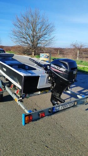 Лодка Собствено производство Канадиан бас, снимка 2 - Воден транспорт - 52872097