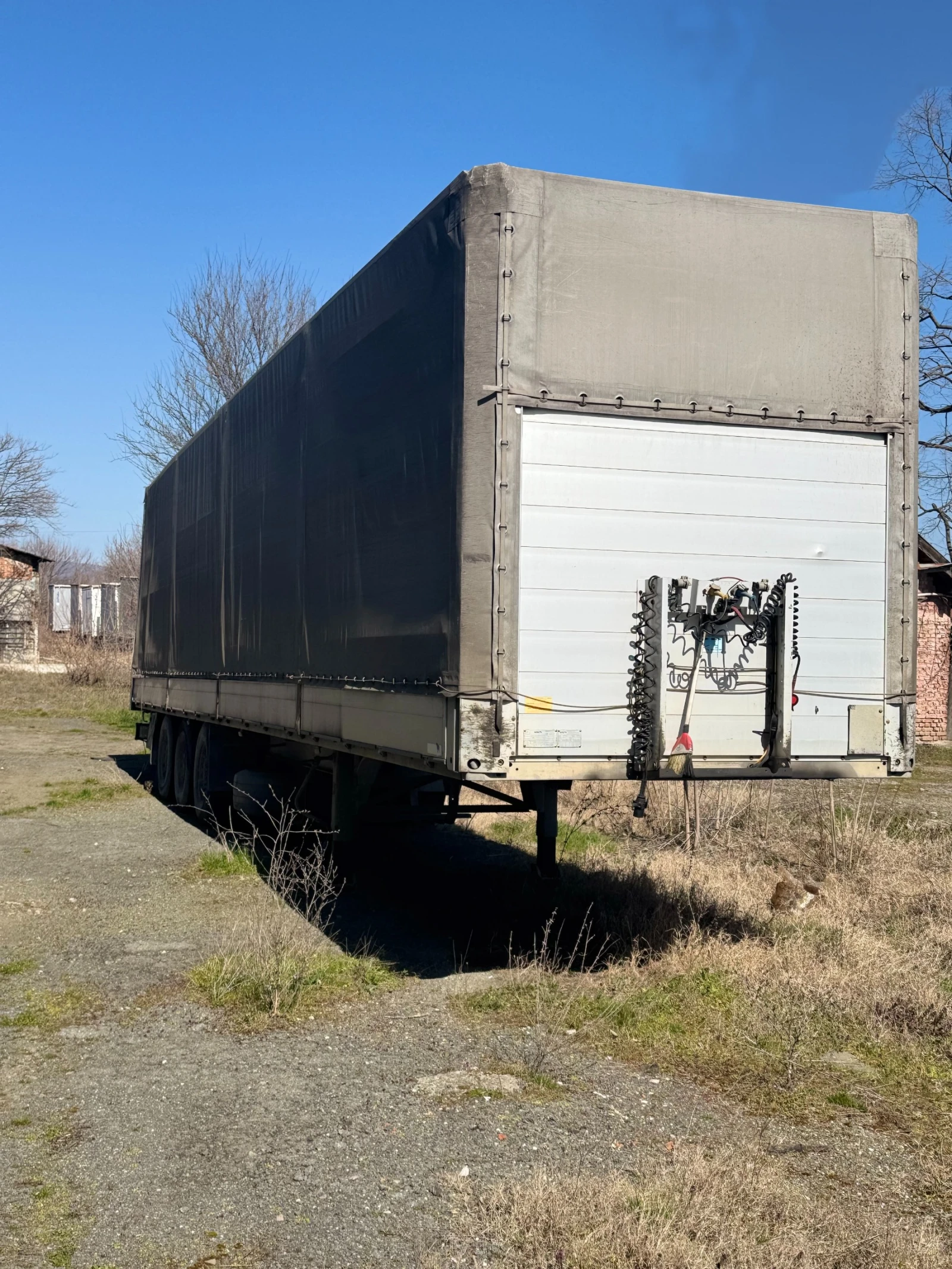 Полуремарке Schmitz SPR-24 НА КАПАЦИ, снимка 12 - Ремаркета - 53827630