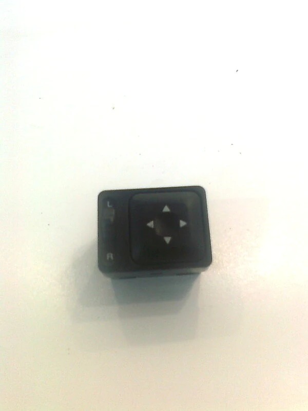 копче (регулиране огледала) за Киа Спортич 2.0 бензин 