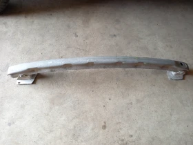 Греда под задна броня Рено Меган 1.6Б хечбек 